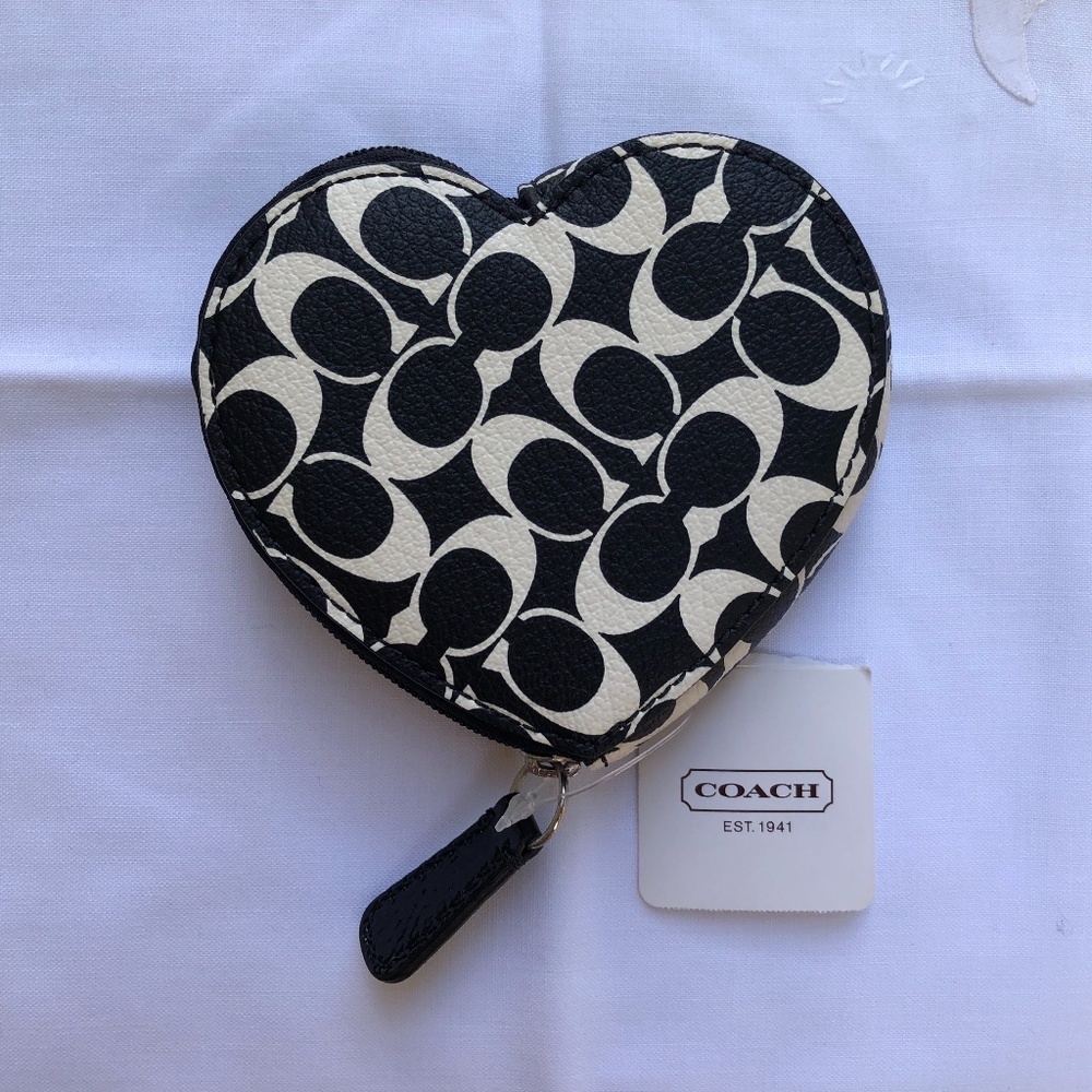 NWT Coach Black & White Heart Coin Purse